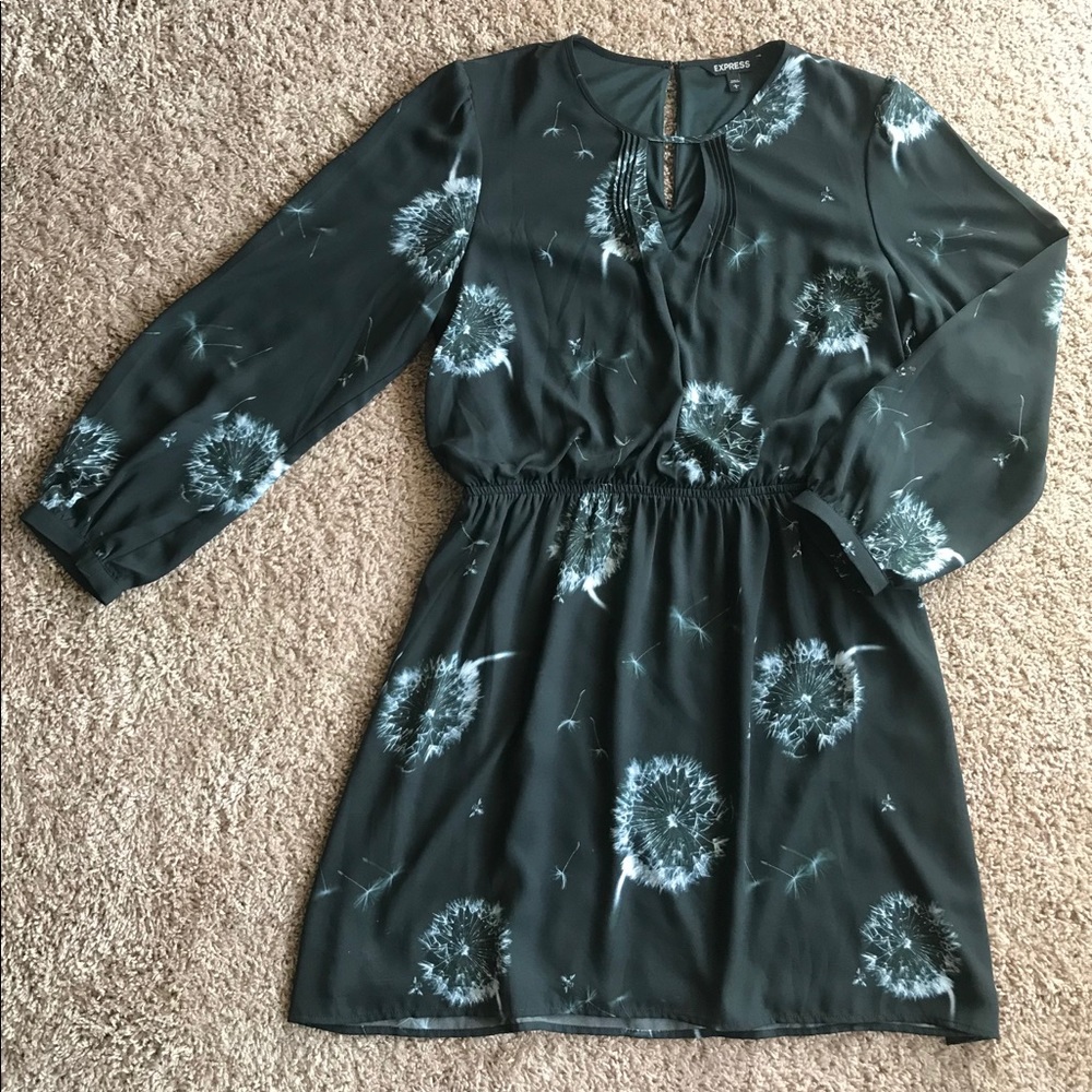 Express Dress Elastic Waist Knee High Size L